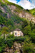 Valsesia, Campertogno la chiesetta della Madonna degli Angeli 